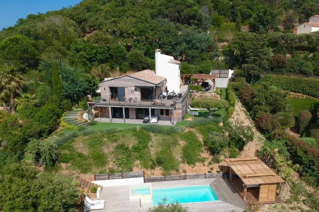 maison - LA CROIX VALMER - 83