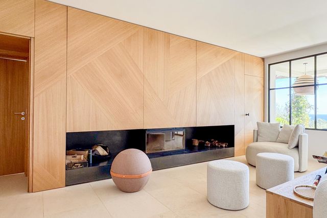 maison à vendre - 7 pièces - 370.0 m2 - CAVALAIRE SUR MER - 83 - PROVENCE-ALPES-COTE-D-AZUR - Century 21 Bianchi Transactions