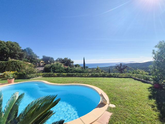 maison à vendre - 6 pièces - 155.0 m2 - LA CROIX VALMER - 83 - PROVENCE-ALPES-COTE-D-AZUR - Century 21 Bianchi Transactions