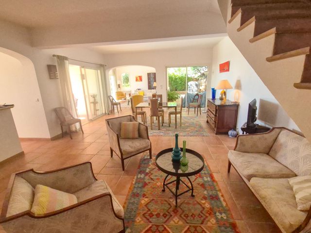 maison à vendre - 6 pièces - 155.0 m2 - LA CROIX VALMER - 83 - PROVENCE-ALPES-COTE-D-AZUR - Century 21 Bianchi Transactions