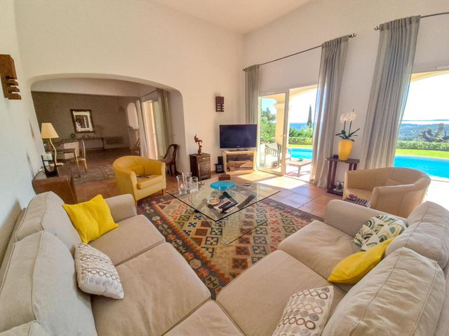 maison à vendre - 6 pièces - 155.0 m2 - LA CROIX VALMER - 83 - PROVENCE-ALPES-COTE-D-AZUR - Century 21 Bianchi Transactions