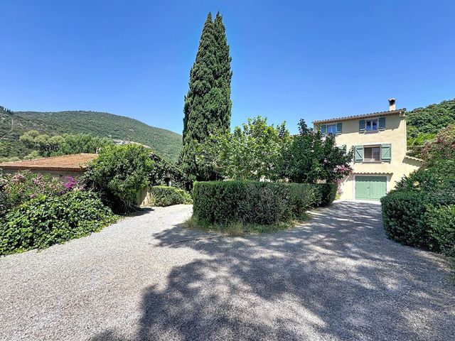 maison à vendre - 5 pièces - 205.0 m2 - CAVALAIRE SUR MER - 83 - PROVENCE-ALPES-COTE-D-AZUR - Century 21 Bianchi Transactions