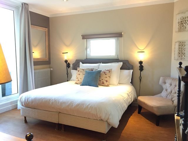 maison à vendre - 8 pièces - 263.0 m2 - CAVALAIRE SUR MER - 83 - PROVENCE-ALPES-COTE-D-AZUR - Century 21 Bianchi Transactions