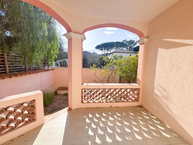maison à vendre - 8 pièces - 367.0 m2 - CAVALAIRE SUR MER - 83 - PROVENCE-ALPES-COTE-D-AZUR - Century 21 Bianchi Transactions