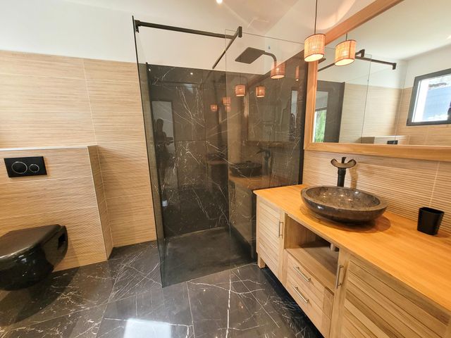 maison à vendre - 9 pièces - 350.0 m2 - LA CROIX VALMER - 83 - PROVENCE-ALPES-COTE-D-AZUR - Century 21 Bianchi Transactions