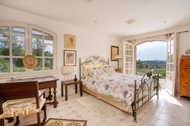 maison à vendre - 6 pièces - 183.0 m2 - LA CROIX VALMER - 83 - PROVENCE-ALPES-COTE-D-AZUR - Century 21 Bianchi Transactions