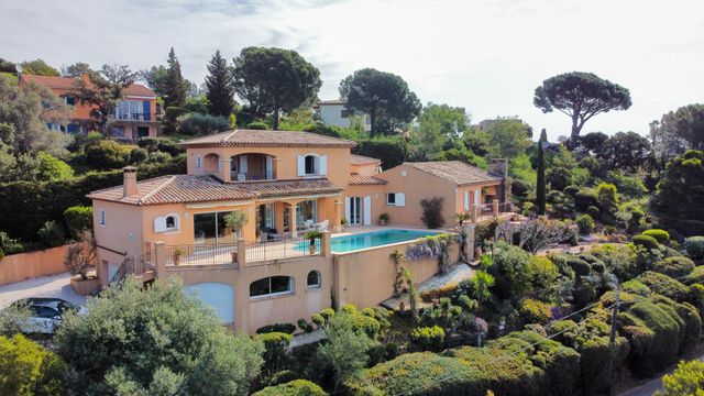 Maison à vendre LA CROIX VALMER