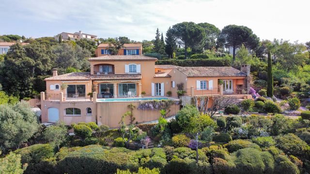Maison à vendre LA CROIX VALMER