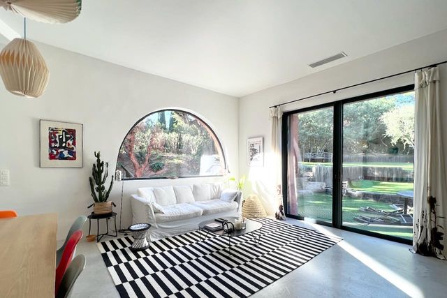 maison à vendre - 7 pièces - 177.0 m2 - GRIMAUD - 83 - PROVENCE-ALPES-COTE-D-AZUR - Century 21 Bianchi Transactions