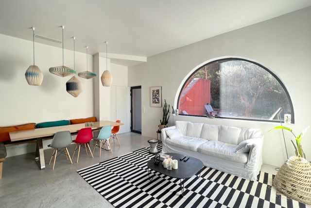 maison à vendre - 7 pièces - 177.0 m2 - GRIMAUD - 83 - PROVENCE-ALPES-COTE-D-AZUR - Century 21 Bianchi Transactions