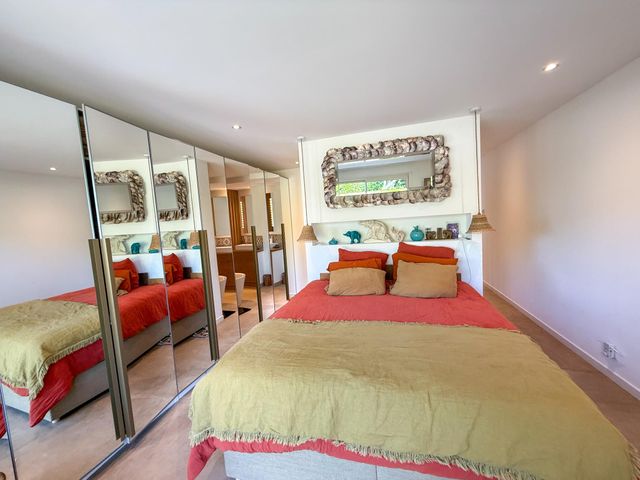 maison à vendre - 7 pièces - 190.0 m2 - LA CROIX VALMER - 83 - PROVENCE-ALPES-COTE-D-AZUR - Century 21 Bianchi Transactions