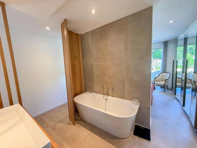 maison à vendre - 7 pièces - 190.0 m2 - LA CROIX VALMER - 83 - PROVENCE-ALPES-COTE-D-AZUR - Century 21 Bianchi Transactions