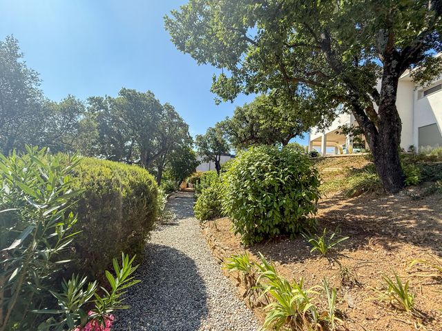 maison à vendre - 7 pièces - 190.0 m2 - LA CROIX VALMER - 83 - PROVENCE-ALPES-COTE-D-AZUR - Century 21 Bianchi Transactions