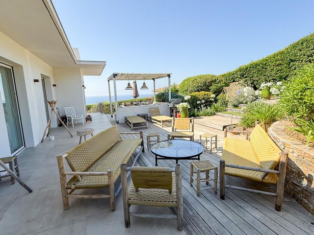 maison à vendre - 7 pièces - 190.0 m2 - LA CROIX VALMER - 83 - PROVENCE-ALPES-COTE-D-AZUR - Century 21 Bianchi Transactions