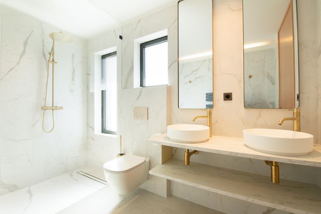 maison à vendre - 5 pièces - 140.0 m2 - LA CROIX VALMER - 83 - PROVENCE-ALPES-COTE-D-AZUR - Century 21 Bianchi Transactions