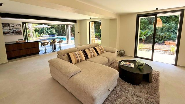 maison à vendre - 5 pièces - 140.0 m2 - LA CROIX VALMER - 83 - PROVENCE-ALPES-COTE-D-AZUR - Century 21 Bianchi Transactions