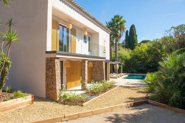 maison à vendre - 5 pièces - 140.0 m2 - LA CROIX VALMER - 83 - PROVENCE-ALPES-COTE-D-AZUR - Century 21 Bianchi Transactions