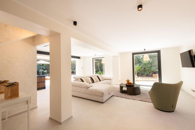 maison à vendre - 5 pièces - 140.0 m2 - LA CROIX VALMER - 83 - PROVENCE-ALPES-COTE-D-AZUR - Century 21 Bianchi Transactions