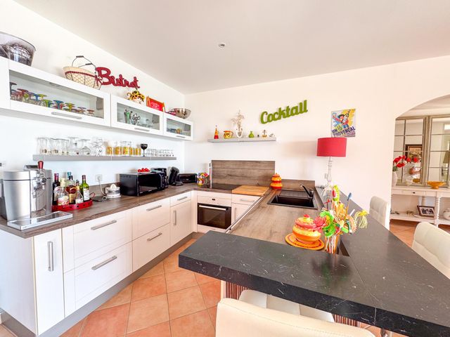 maison à vendre - 6 pièces - 170.0 m2 - CAVALAIRE SUR MER - 83 - PROVENCE-ALPES-COTE-D-AZUR - Century 21 Bianchi Transactions