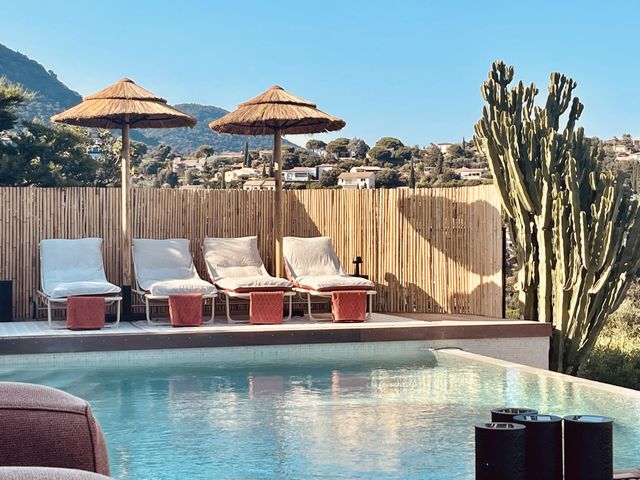 maison à vendre - 7 pièces - 215.0 m2 - CAVALAIRE SUR MER - 83 - PROVENCE-ALPES-COTE-D-AZUR - Century 21 Bianchi Transactions