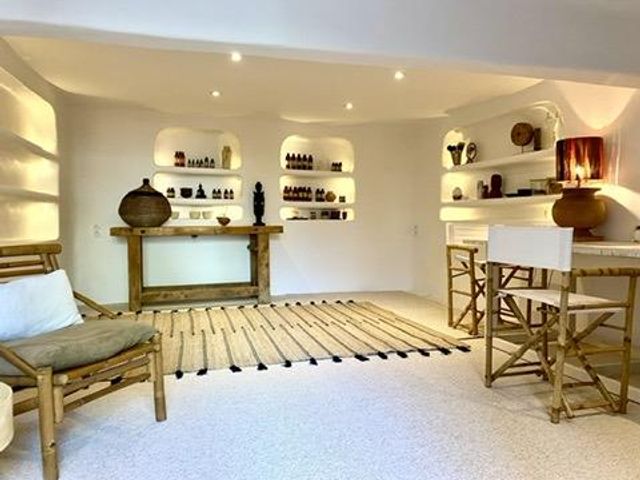 maison à vendre - 7 pièces - 215.0 m2 - CAVALAIRE SUR MER - 83 - PROVENCE-ALPES-COTE-D-AZUR - Century 21 Bianchi Transactions