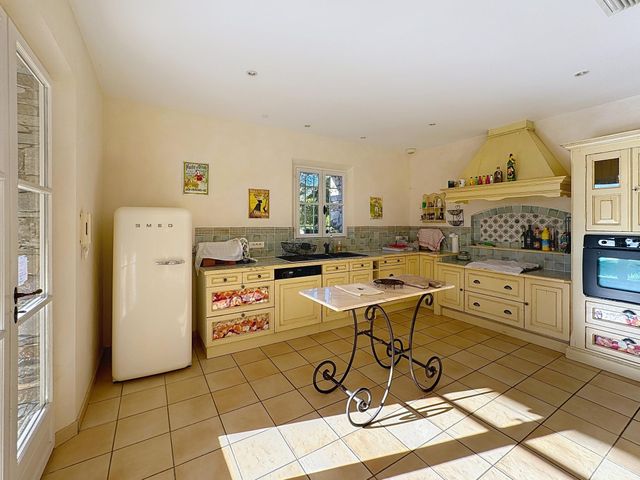 maison à vendre - 6 pièces - 200.0 m2 - CAVALAIRE SUR MER - 83 - PROVENCE-ALPES-COTE-D-AZUR - Century 21 Bianchi Transactions