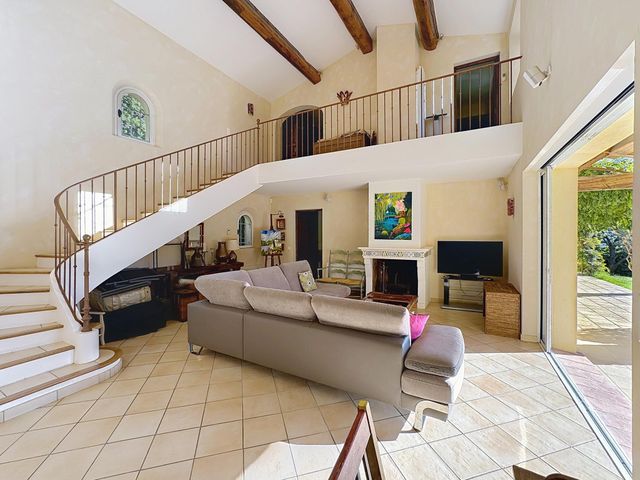 maison à vendre - 6 pièces - 200.0 m2 - CAVALAIRE SUR MER - 83 - PROVENCE-ALPES-COTE-D-AZUR - Century 21 Bianchi Transactions