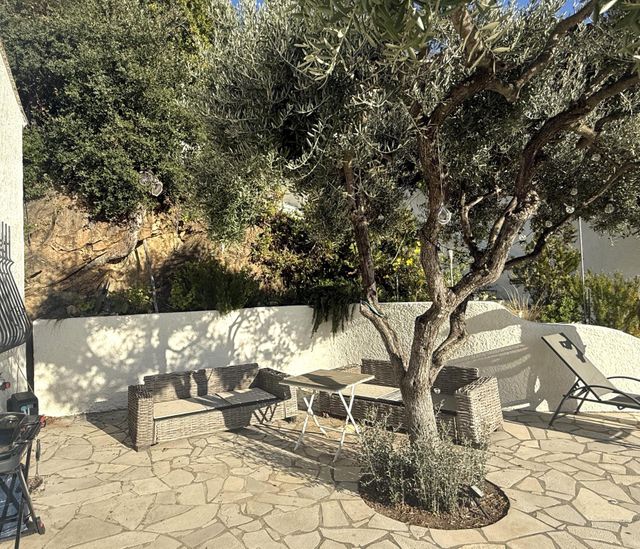 maison à vendre - 7 pièces - 157.0 m2 - CAVALAIRE SUR MER - 83 - PROVENCE-ALPES-COTE-D-AZUR - Century 21 Bianchi Transactions