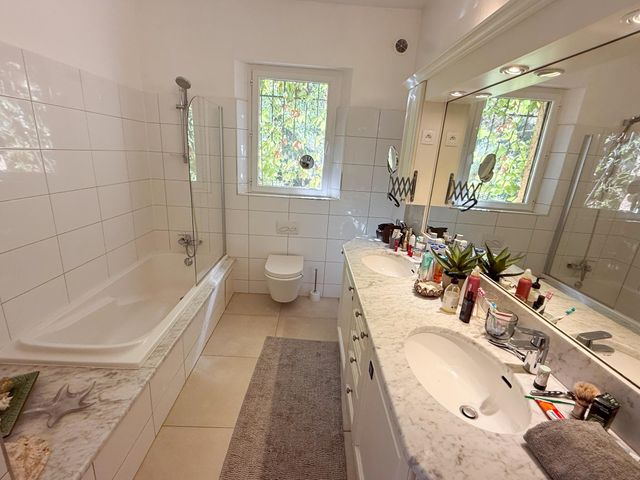 maison à vendre - 7 pièces - 157.0 m2 - CAVALAIRE SUR MER - 83 - PROVENCE-ALPES-COTE-D-AZUR - Century 21 Bianchi Transactions