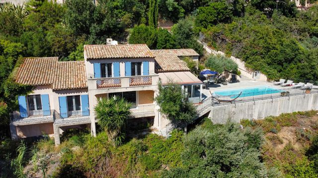 maison à vendre - 7 pièces - 157.0 m2 - CAVALAIRE SUR MER - 83 - PROVENCE-ALPES-COTE-D-AZUR - Century 21 Bianchi Transactions