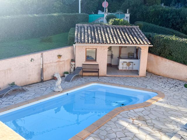 maison à vendre - 7 pièces - 242.0 m2 - CAVALAIRE SUR MER - 83 - PROVENCE-ALPES-COTE-D-AZUR - Century 21 Bianchi Transactions