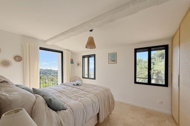 maison à vendre - 5 pièces - 135.0 m2 - LA CROIX VALMER - 83 - PROVENCE-ALPES-COTE-D-AZUR - Century 21 Bianchi Transactions