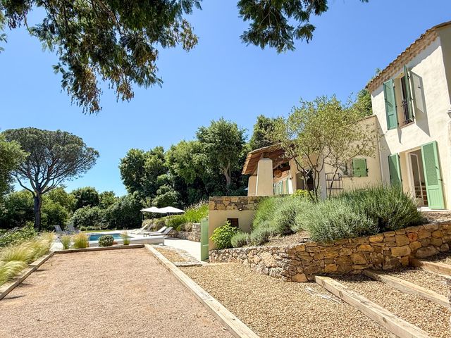 maison à vendre - 5 pièces - 142.0 m2 - LA CROIX VALMER - 83 - PROVENCE-ALPES-COTE-D-AZUR - Century 21 Bianchi Transactions