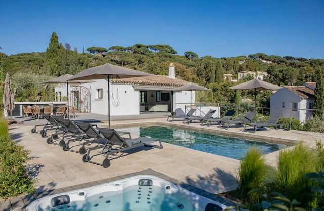 maison - LA CROIX VALMER - 83