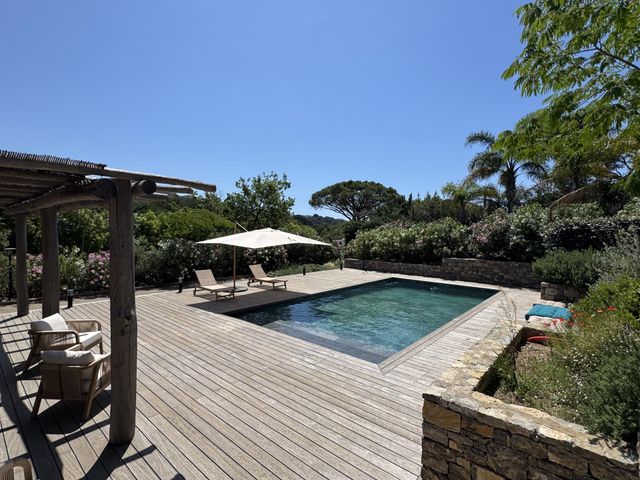 maison à vendre - 7 pièces - 250.0 m2 - LA CROIX VALMER - 83 - PROVENCE-ALPES-COTE-D-AZUR - Century 21 Bianchi Transactions