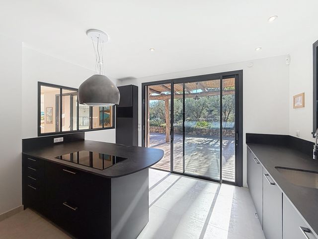 maison à vendre - 7 pièces - 250.0 m2 - LA CROIX VALMER - 83 - PROVENCE-ALPES-COTE-D-AZUR - Century 21 Bianchi Transactions