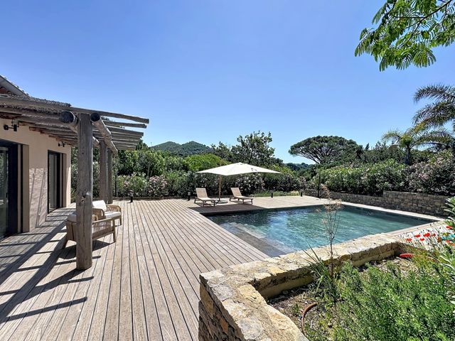 maison à vendre - 7 pièces - 250.0 m2 - LA CROIX VALMER - 83 - PROVENCE-ALPES-COTE-D-AZUR - Century 21 Bianchi Transactions