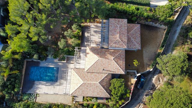 maison à vendre - 7 pièces - 250.0 m2 - LA CROIX VALMER - 83 - PROVENCE-ALPES-COTE-D-AZUR - Century 21 Bianchi Transactions