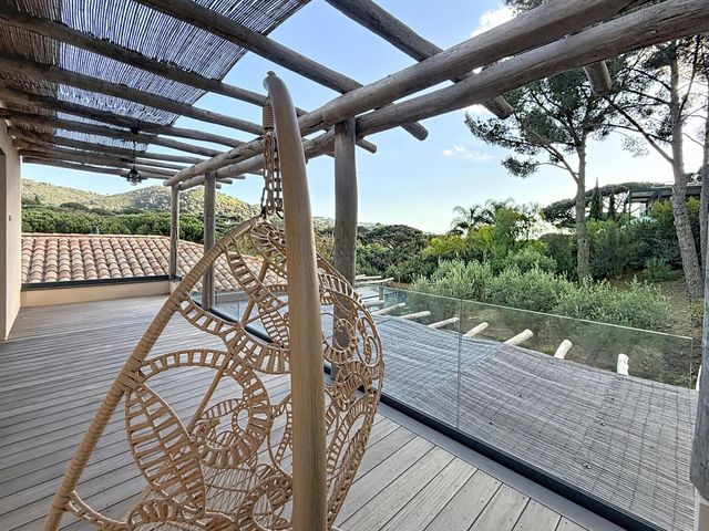 maison à vendre - 7 pièces - 250.0 m2 - LA CROIX VALMER - 83 - PROVENCE-ALPES-COTE-D-AZUR - Century 21 Bianchi Transactions