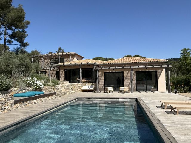 maison à vendre - 7 pièces - 250.0 m2 - LA CROIX VALMER - 83 - PROVENCE-ALPES-COTE-D-AZUR - Century 21 Bianchi Transactions