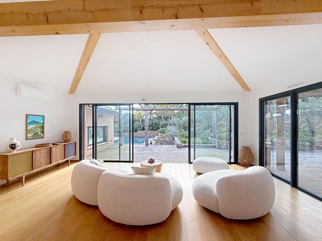 maison à vendre - 7 pièces - 250.0 m2 - LA CROIX VALMER - 83 - PROVENCE-ALPES-COTE-D-AZUR - Century 21 Bianchi Transactions