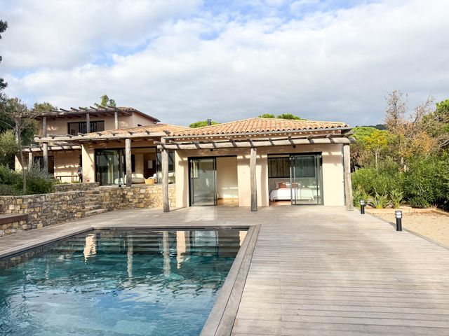 maison à vendre - 7 pièces - 250.0 m2 - LA CROIX VALMER - 83 - PROVENCE-ALPES-COTE-D-AZUR - Century 21 Bianchi Transactions