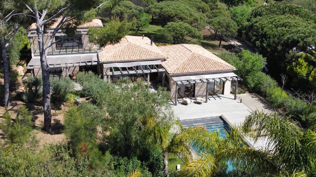 maison à vendre - 7 pièces - 250.0 m2 - LA CROIX VALMER - 83 - PROVENCE-ALPES-COTE-D-AZUR - Century 21 Bianchi Transactions