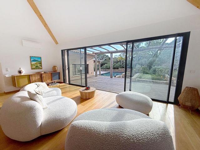 maison à vendre - 7 pièces - 250.0 m2 - LA CROIX VALMER - 83 - PROVENCE-ALPES-COTE-D-AZUR - Century 21 Bianchi Transactions