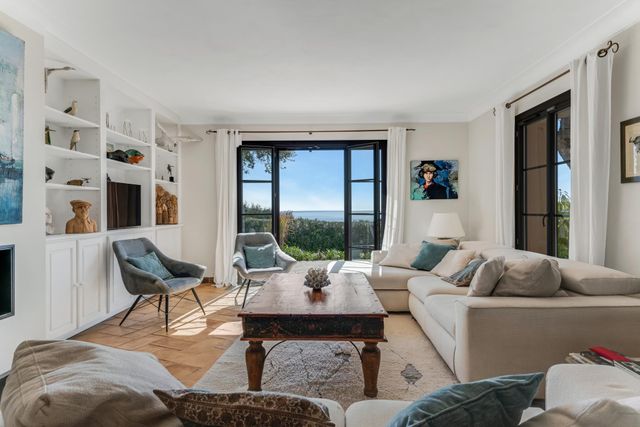 maison à vendre - 5 pièces - 173.0 m2 - CAVALAIRE SUR MER - 83 - PROVENCE-ALPES-COTE-D-AZUR - Century 21 Bianchi Transactions