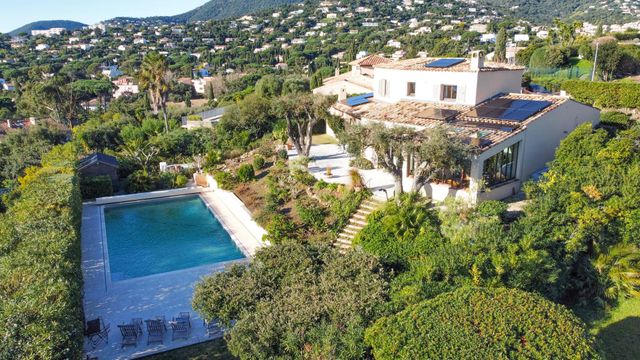 maison à vendre - 5 pièces - 173.0 m2 - CAVALAIRE SUR MER - 83 - PROVENCE-ALPES-COTE-D-AZUR - Century 21 Bianchi Transactions