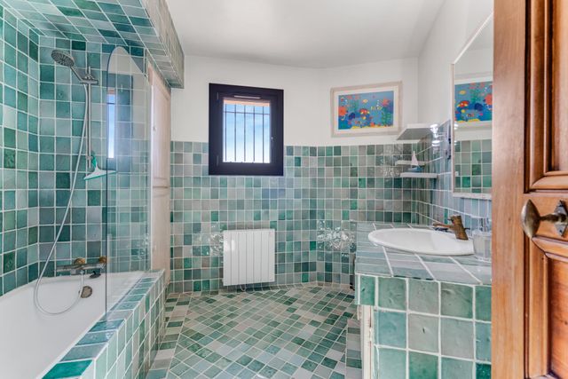 maison à vendre - 5 pièces - 173.0 m2 - CAVALAIRE SUR MER - 83 - PROVENCE-ALPES-COTE-D-AZUR - Century 21 Bianchi Transactions