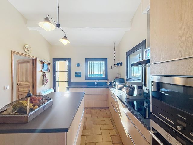 maison à vendre - 5 pièces - 173.0 m2 - CAVALAIRE SUR MER - 83 - PROVENCE-ALPES-COTE-D-AZUR - Century 21 Bianchi Transactions