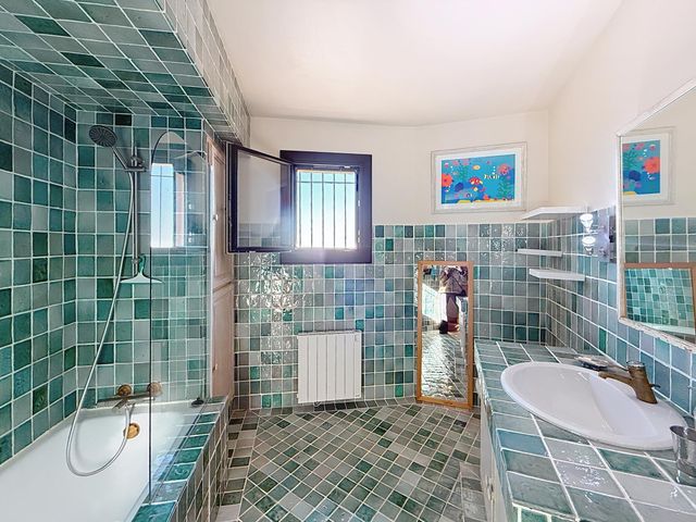 maison à vendre - 5 pièces - 173.0 m2 - CAVALAIRE SUR MER - 83 - PROVENCE-ALPES-COTE-D-AZUR - Century 21 Bianchi Transactions