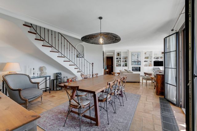 maison à vendre - 5 pièces - 173.0 m2 - CAVALAIRE SUR MER - 83 - PROVENCE-ALPES-COTE-D-AZUR - Century 21 Bianchi Transactions